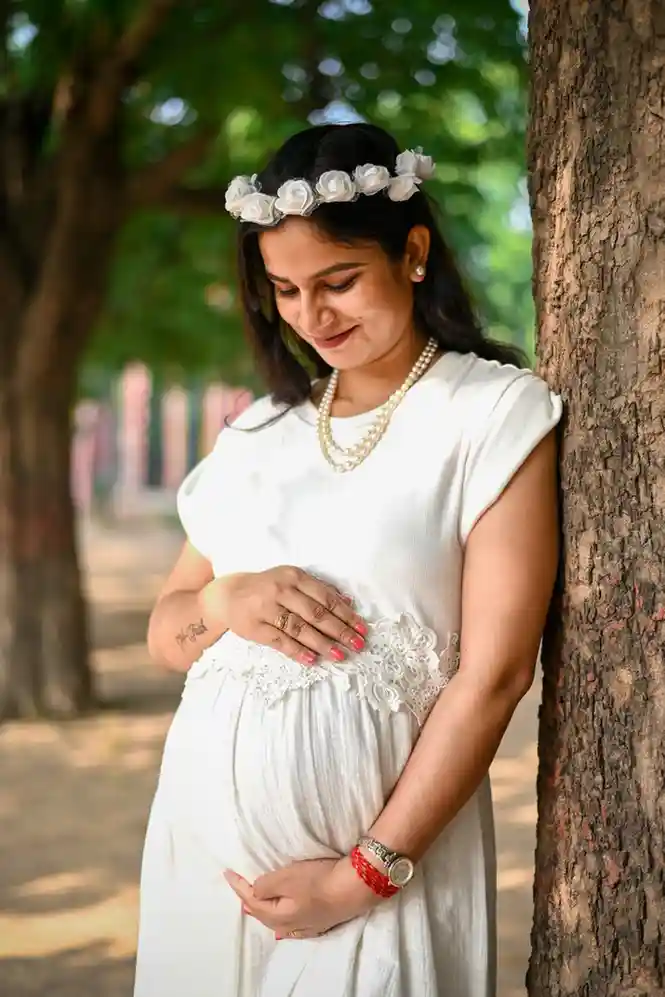 Maternity Photography in Varanasi