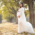 Outdoor Maternity Photoshoot Ideas