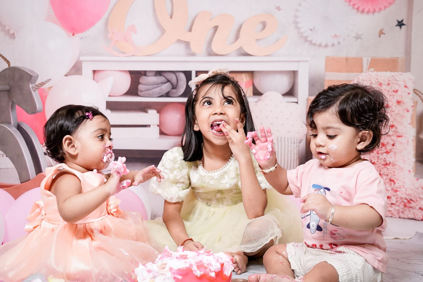 ChitraGeek Studios Pvt. Ltd. - Baby, Maternity, Pre-wedding Photographers in Lucknow β Lucknow photographer
