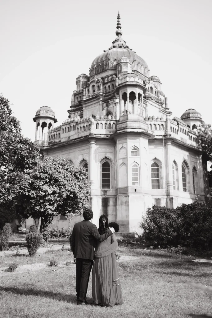 best pre wedding shoot in lucknow