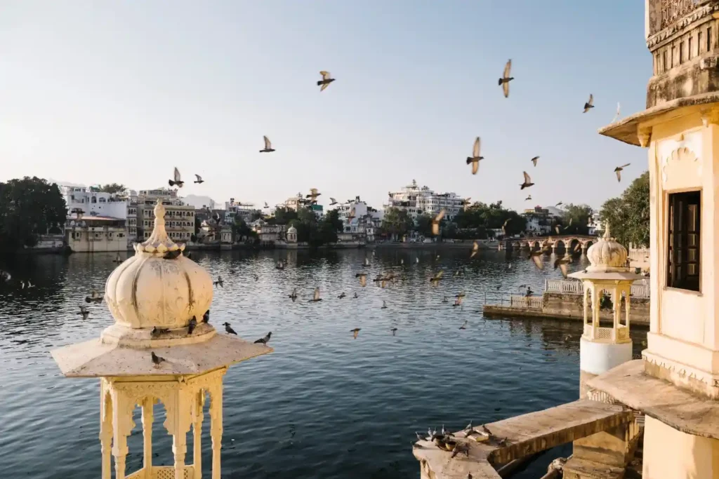 best pre-wedding shoot locations in udaipur