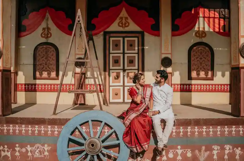 traditional pre wedding shoot in pune