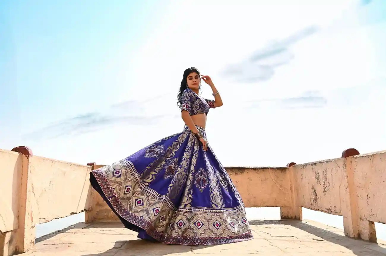 fashion outfit shoot in lucknow