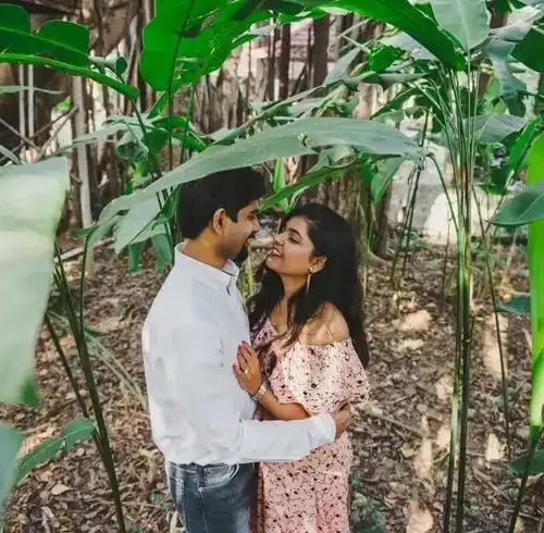 Empress Garden Pune Pre Wedding Photoshoot
