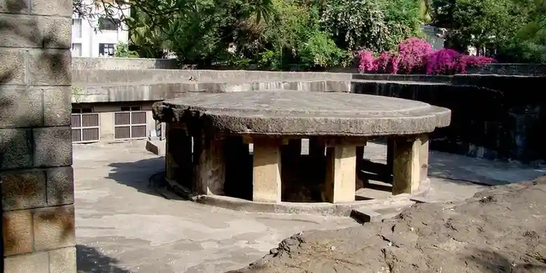 Pataleshwar Cave Temple in Pune