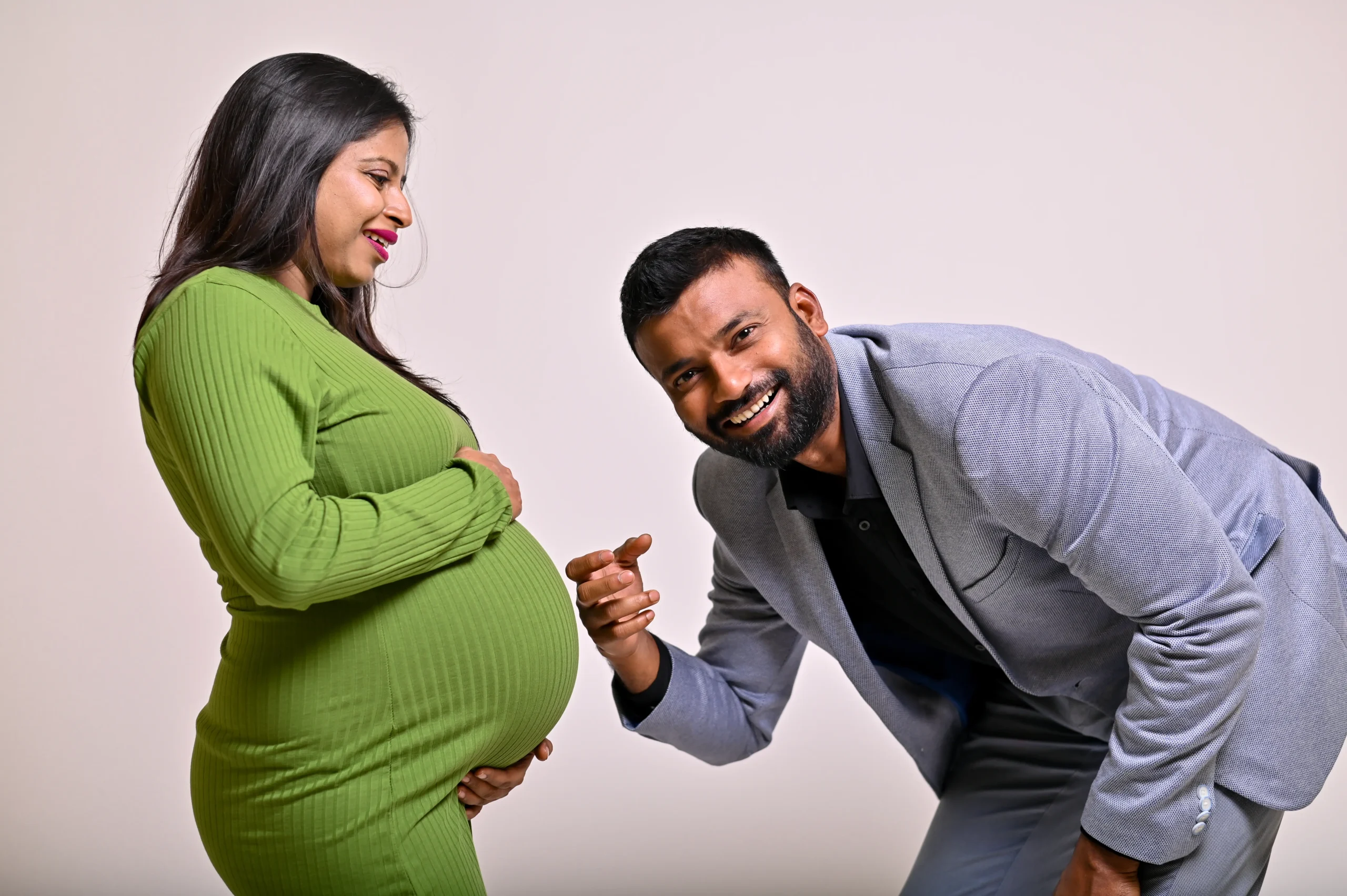 Maternity Photography in Varanasi with timing planned around the due date by ChitraGeek Studios
