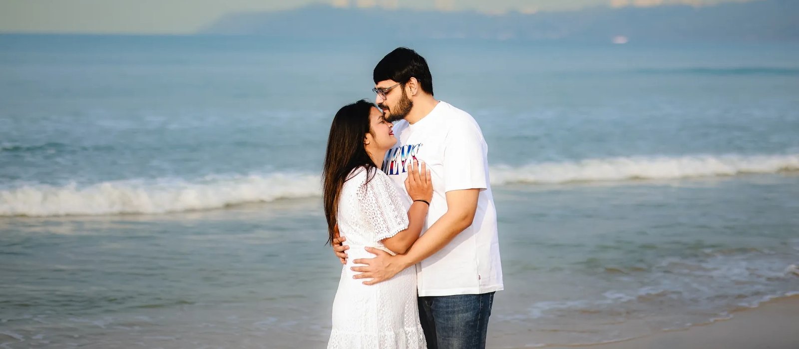 Romantic pre-wedding couple photography in Goa by Chitrageek Studios