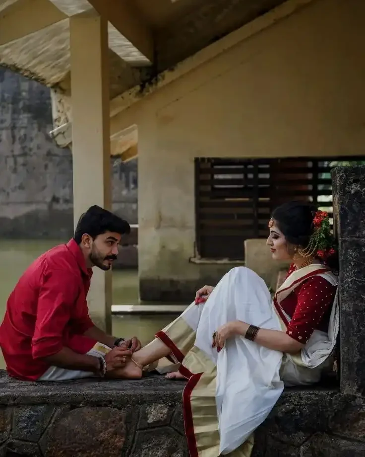 couple post wedding photoshoot